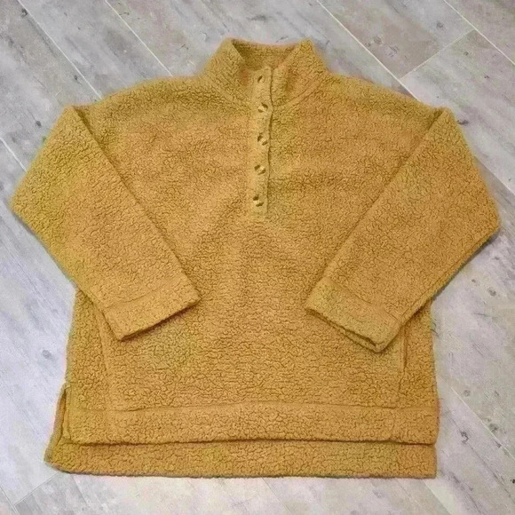 Aerie Sherpa Fleece Teddy 3/4 Button-Up Sweater. - Picture 2 of 11